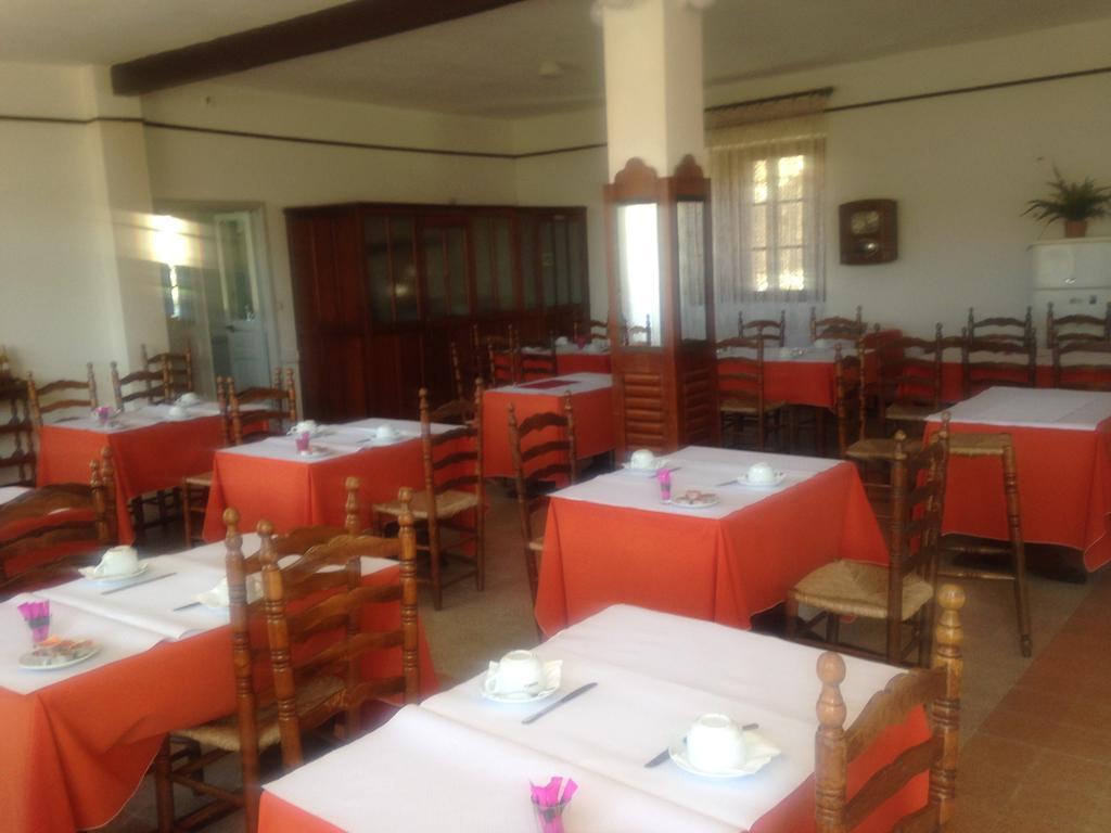 Les Calanques Hotel *